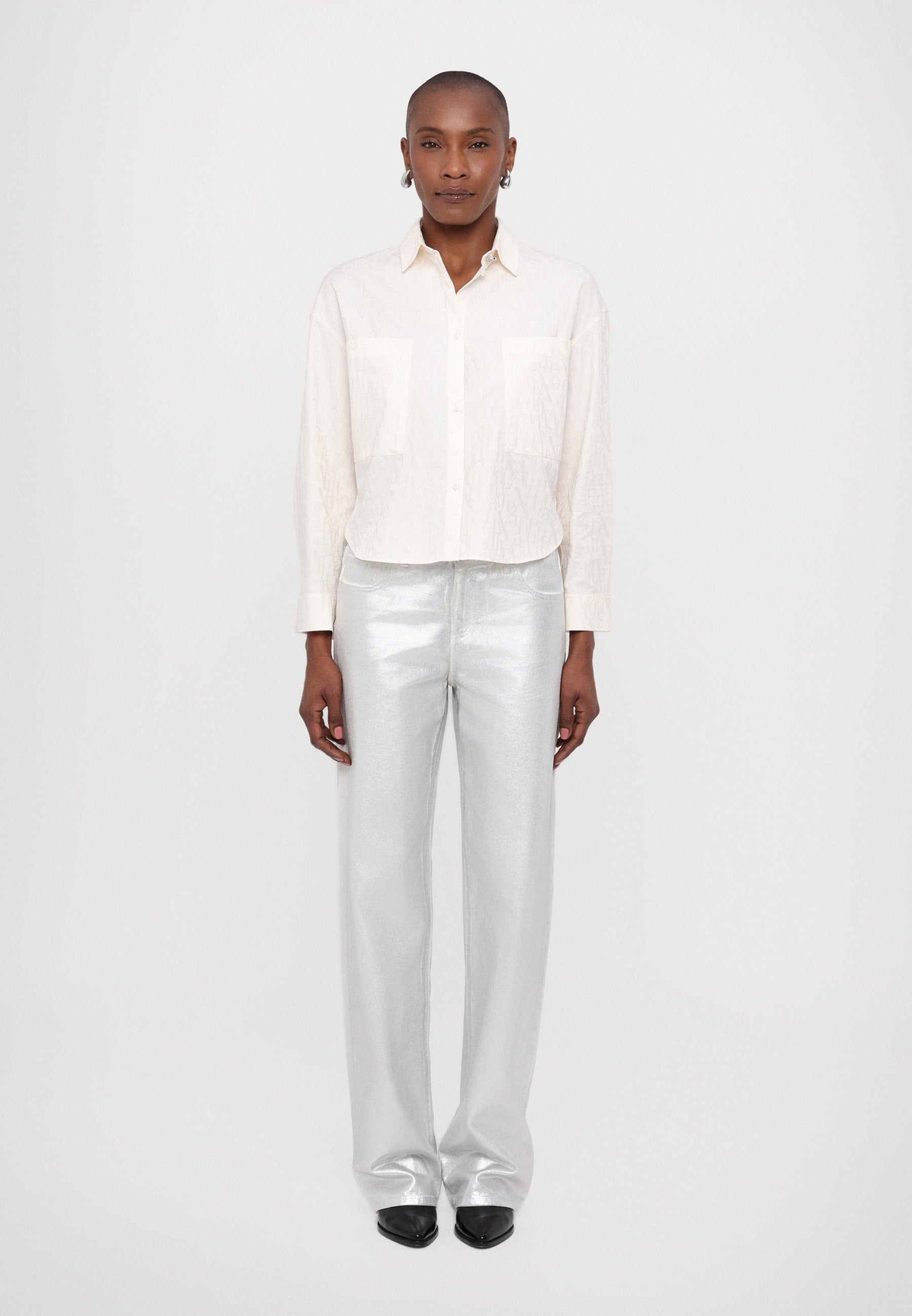 POCKETS PANT Media 2