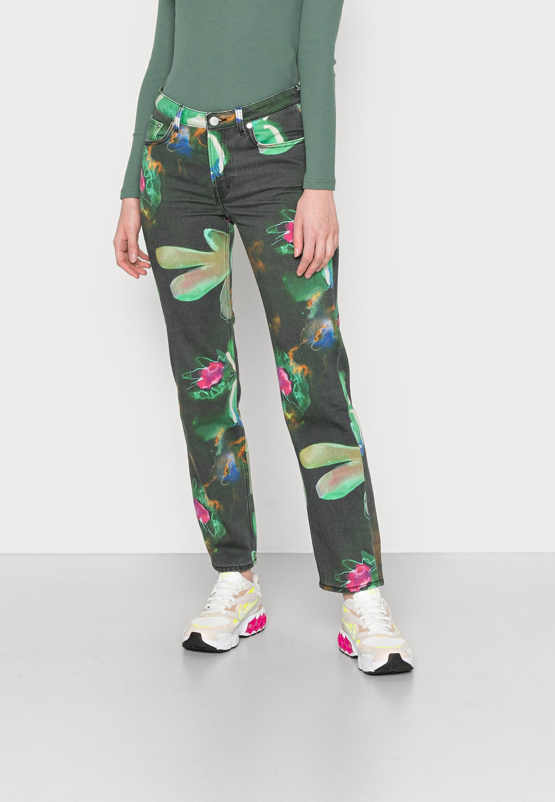 Weekday PIN GREEN BLOOM