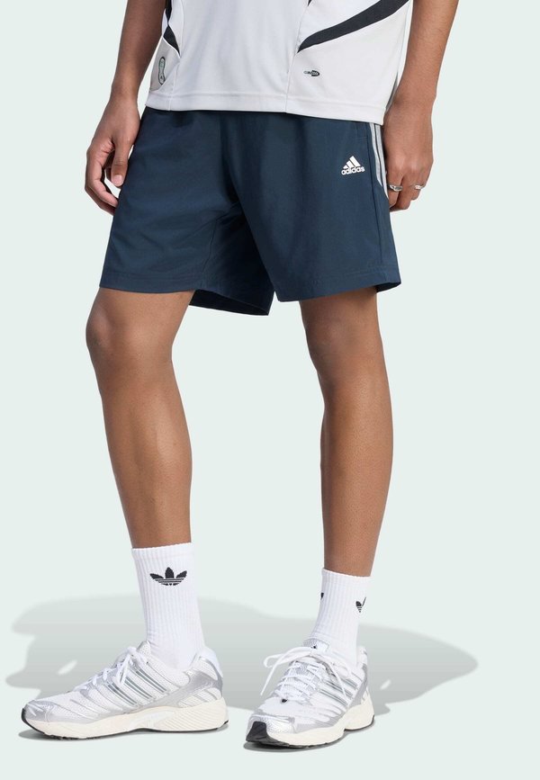 adidas Originals LIGHTWEIGHT REGULAR