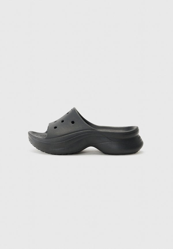 Crocs BAE