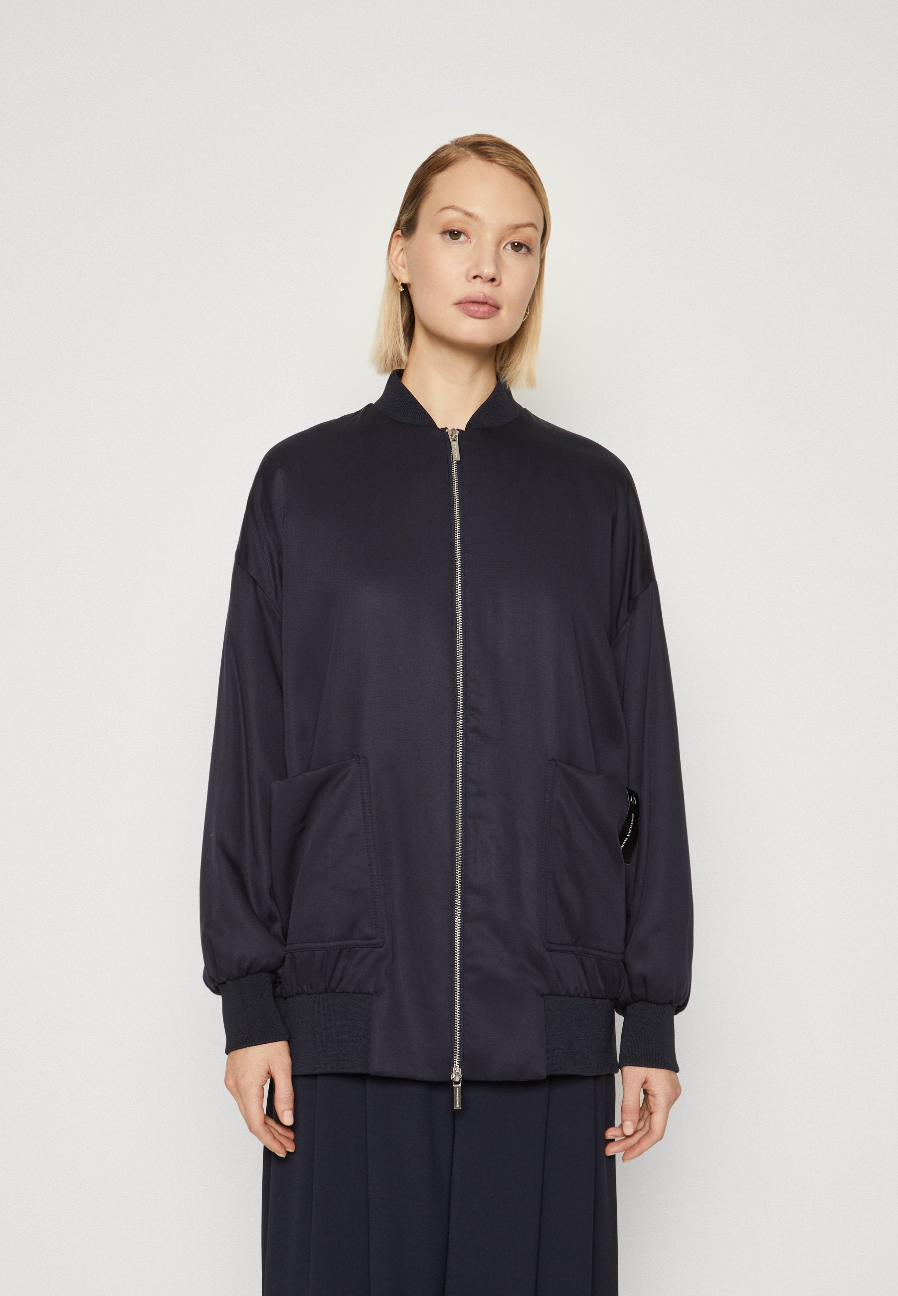 Armani Exchange Bomberjacke Media 3