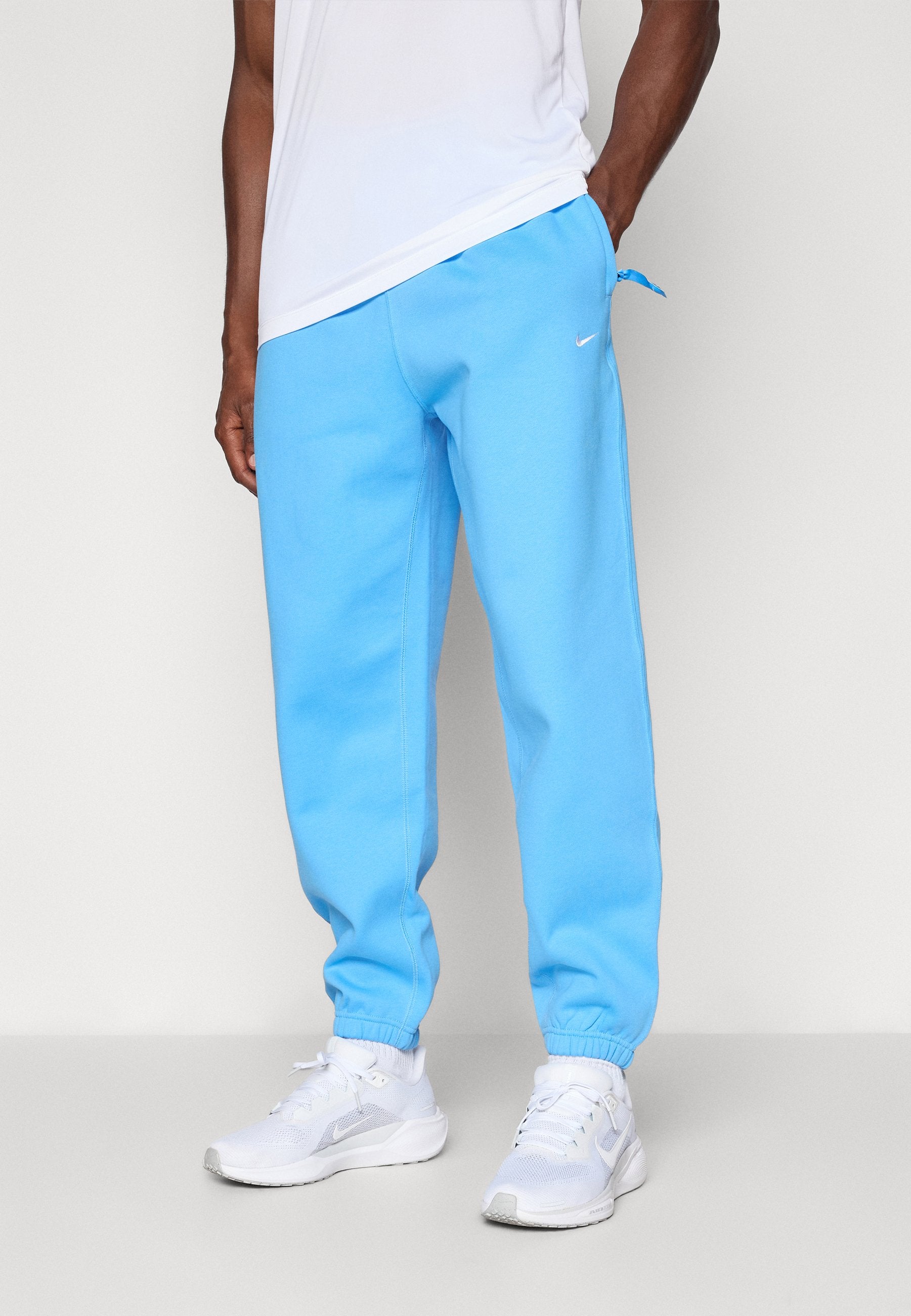 Nike Sportswear SOLO