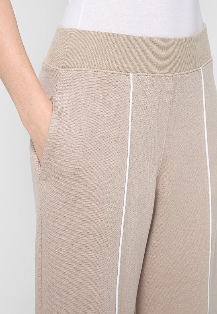 Spanx