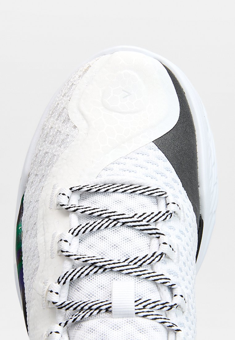 Under Armour CURRY 11