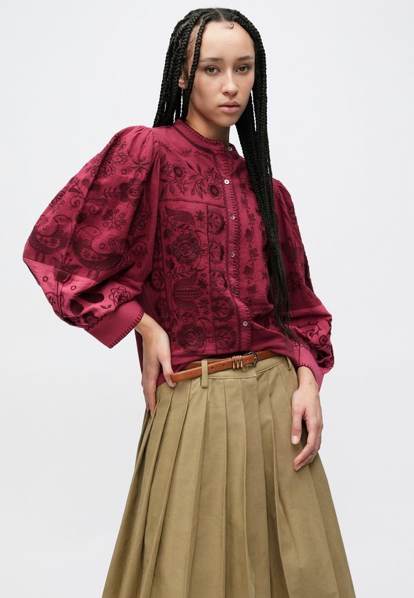 Antik Batik MIMI
