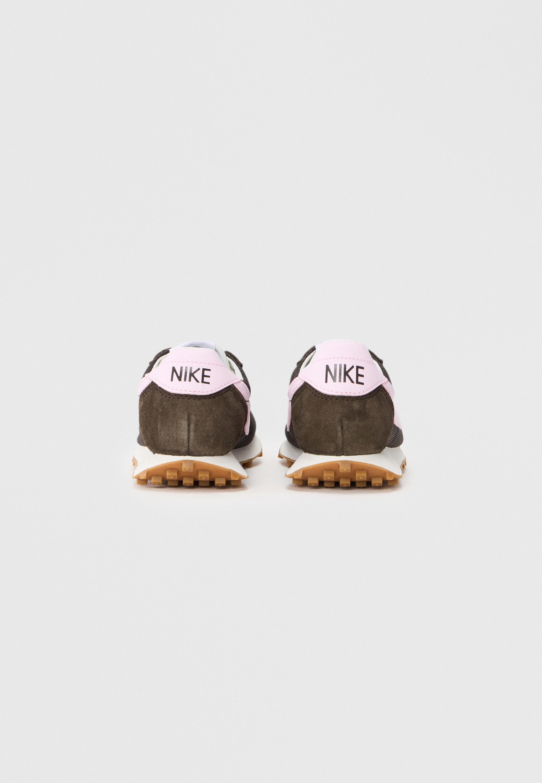 Nike Sportswear LD 1000