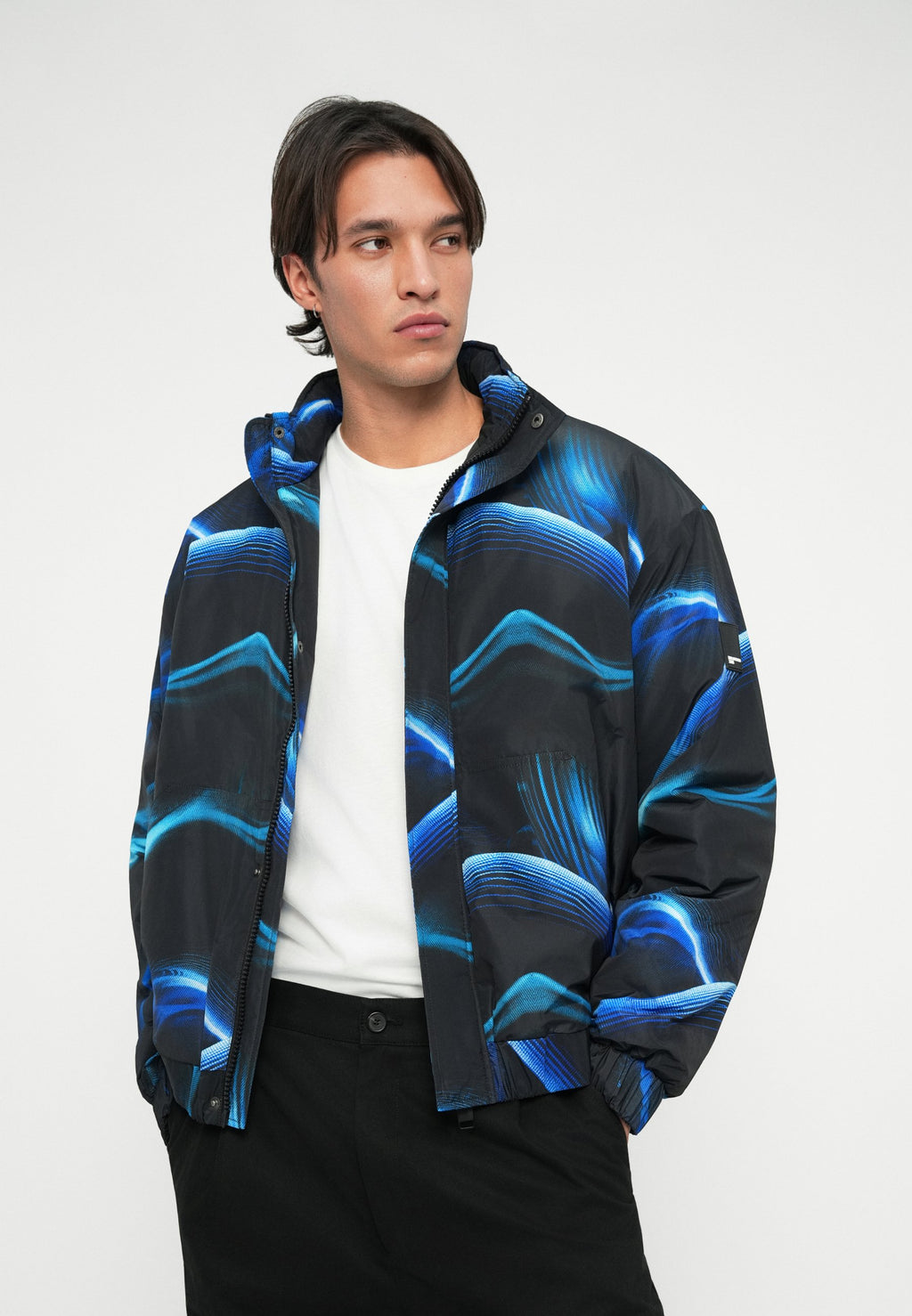 Karl Lagerfeld Jeans Winterjacke Media 5
