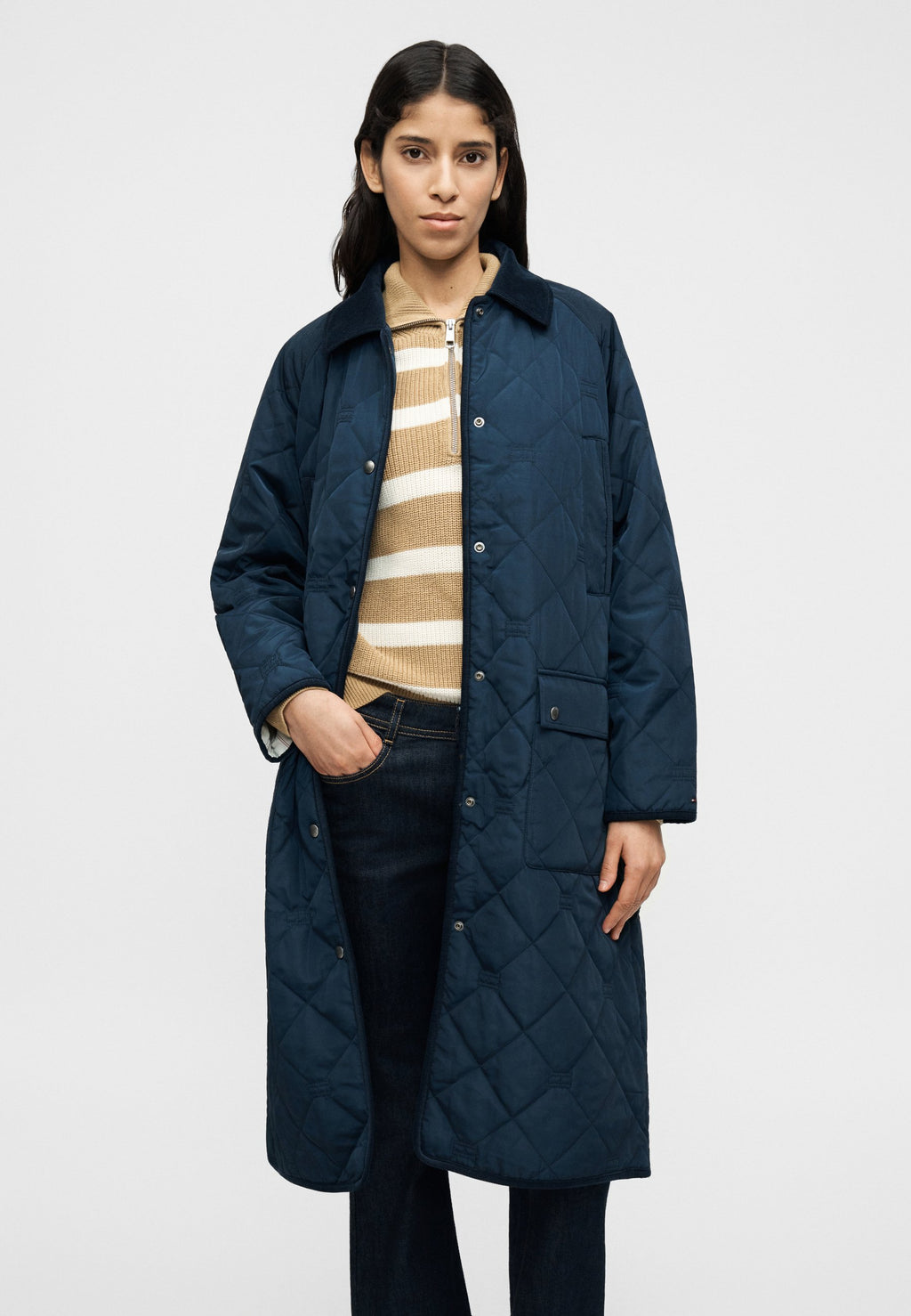 FLAG QUILTED PADDED OVERSIZED LONGLINE COAT Media 5
