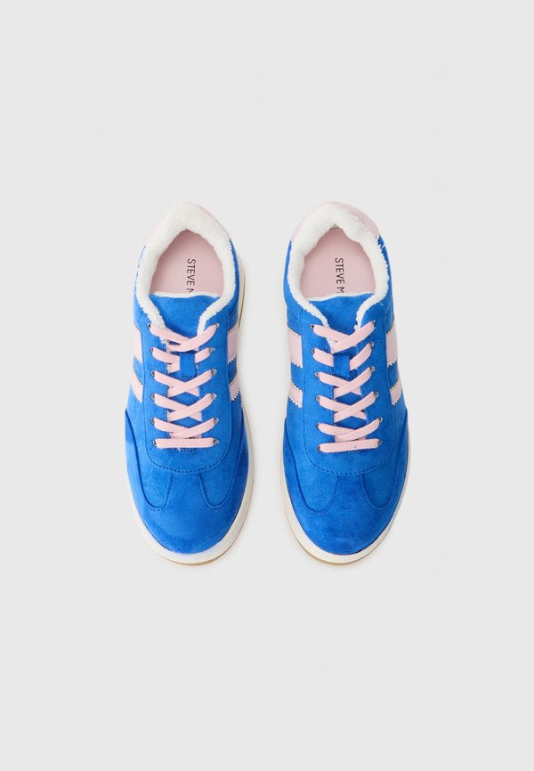 Steve Madden JFIELD