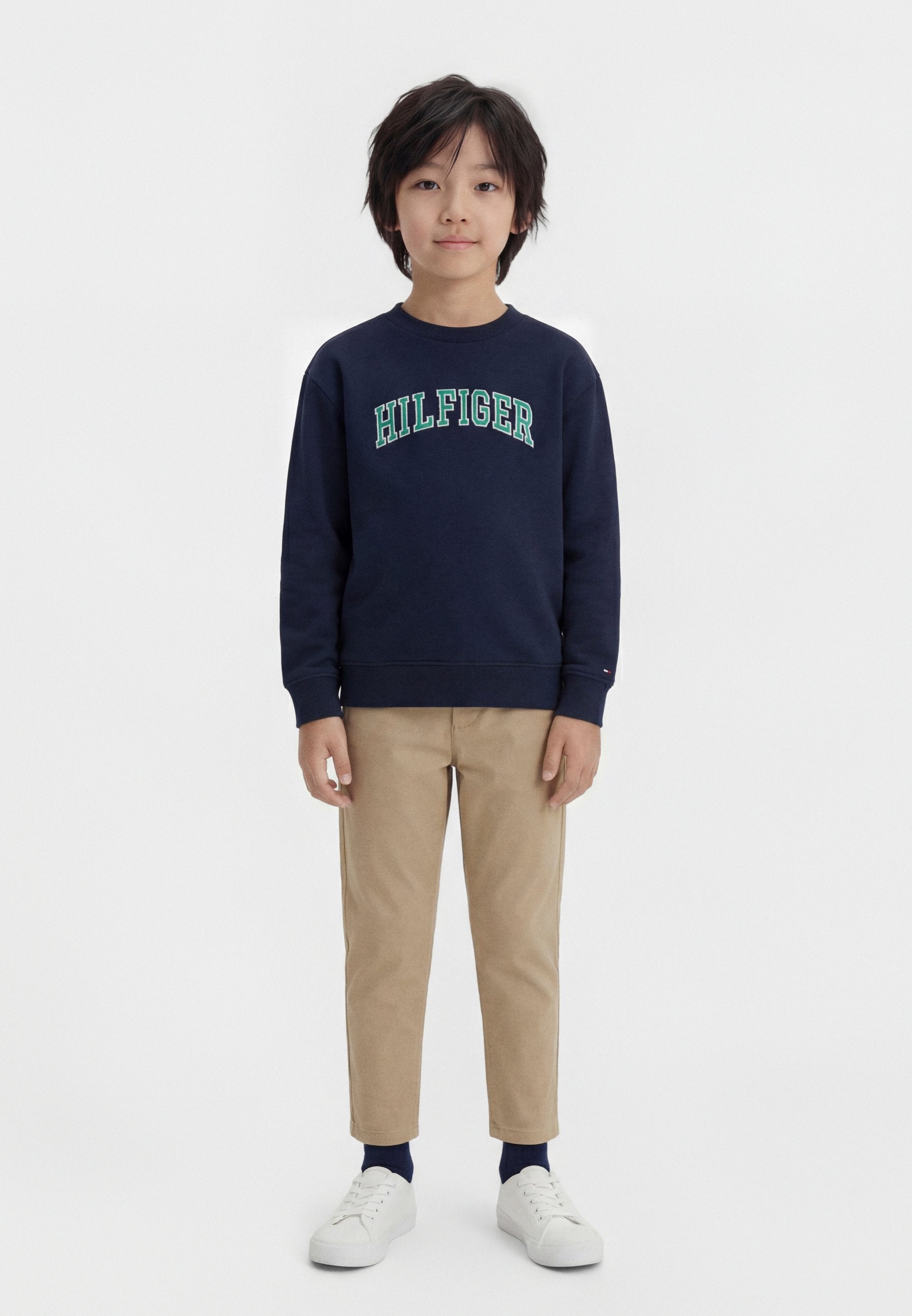 LOGO TERRY CREW NECK SWEATSHIRT Media 2