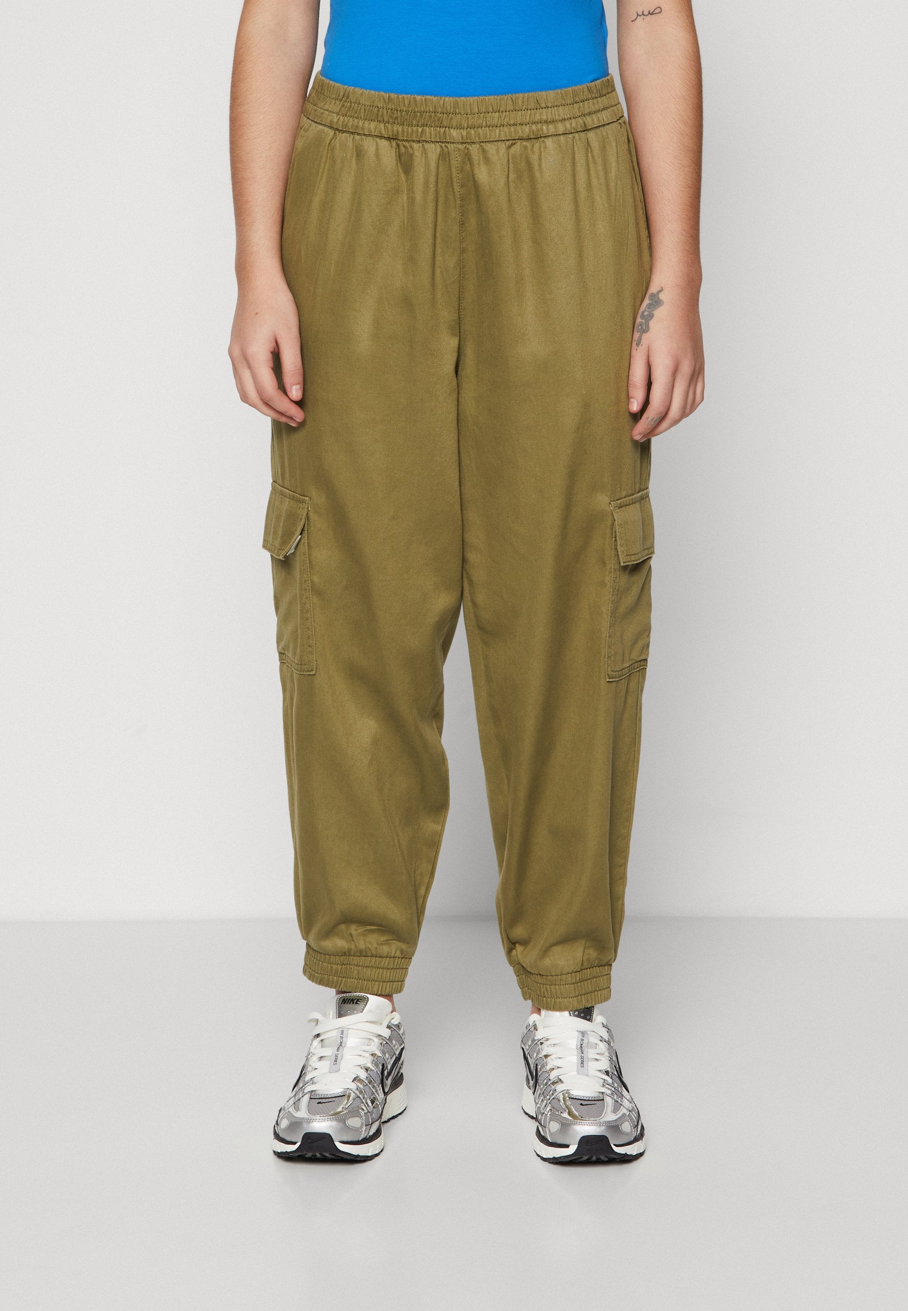ONLFADUMA LIFE CARGO Media 3