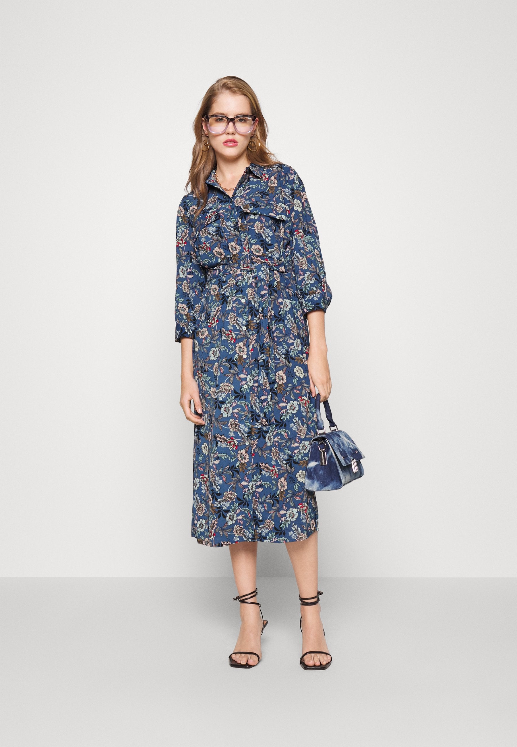 ONLNOVA DRESS Media 2