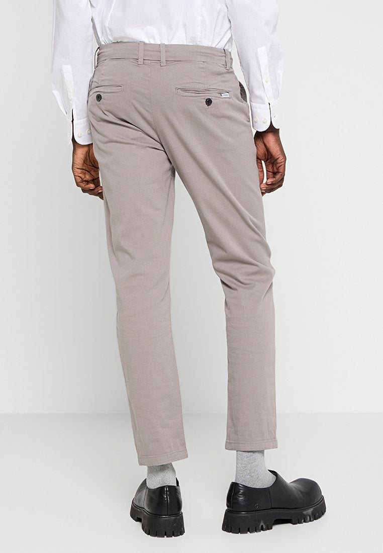 Lindbergh Chino Media 3