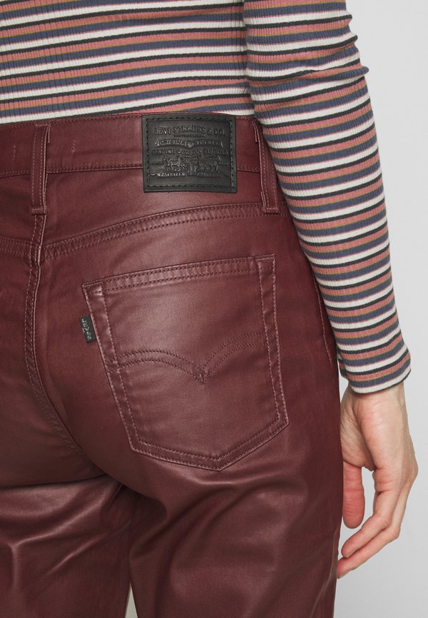 Levi's® 724™ COATED STRAIGHT