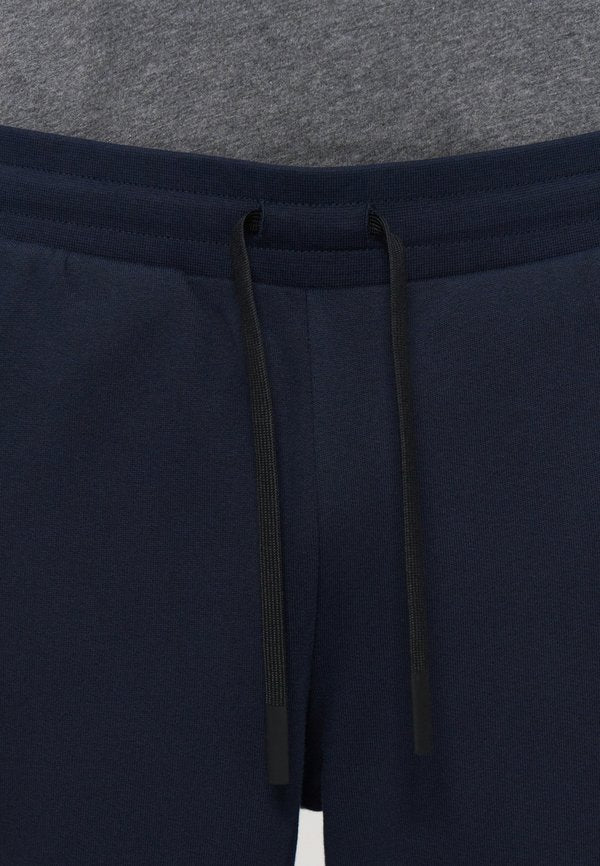 EA7 Emporio Armani