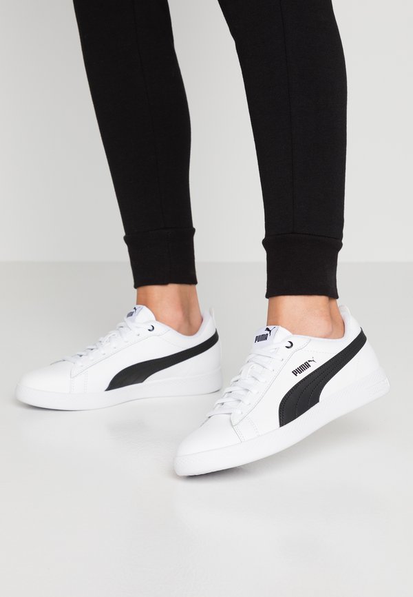 Puma SMASH - Trainers - white/black