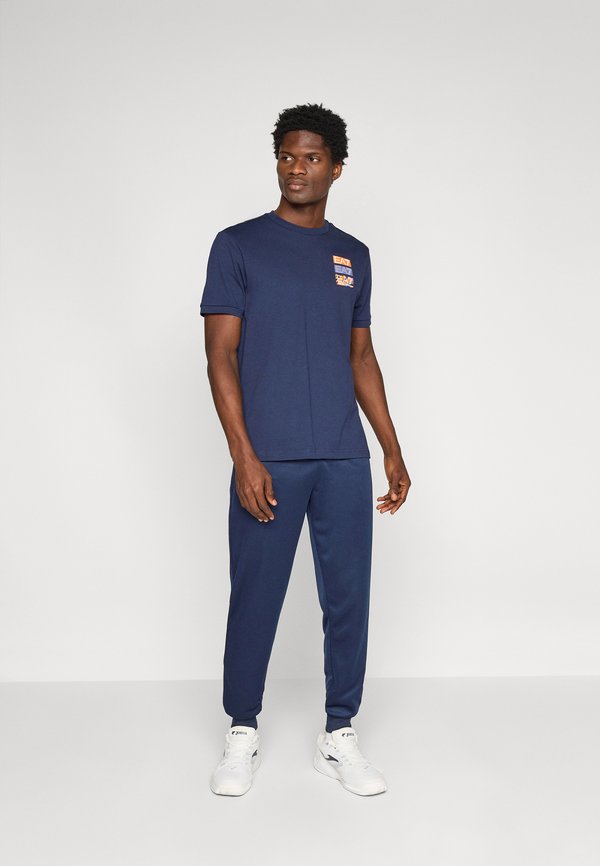 EA7 Emporio Armani