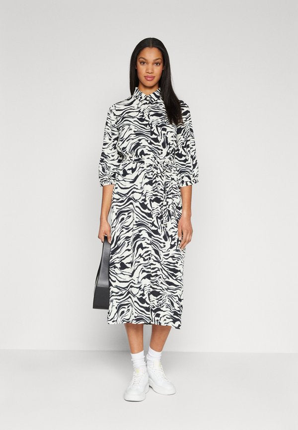 Vero Moda VMILONA 3/4 SLEEVE 7/8 DRESS