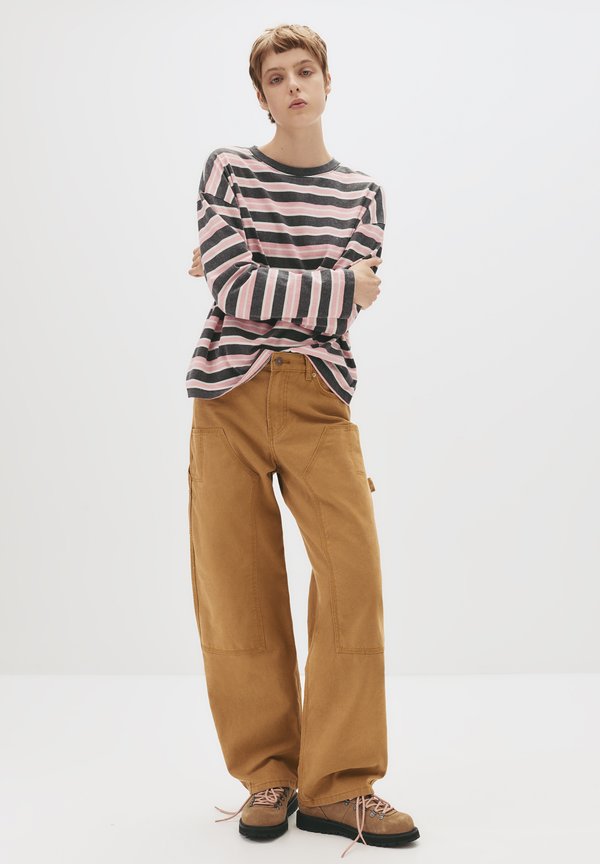 PULL&BEAR