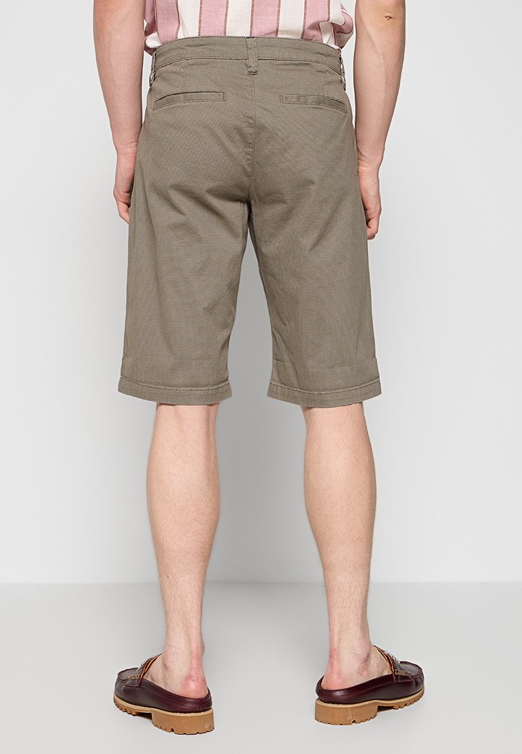 Lindbergh Shorts Media 3