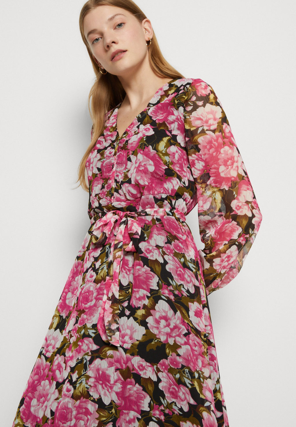 ONLSAGA V NECK BUTTON DRESS Media 5