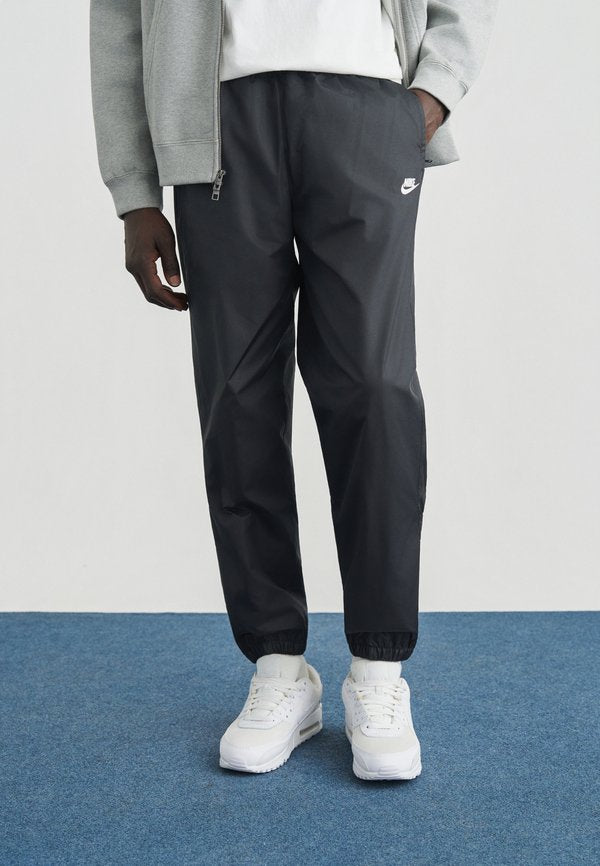Nike Sportswear M NK WR LND PANT 26 - Tracksuit bottoms - black