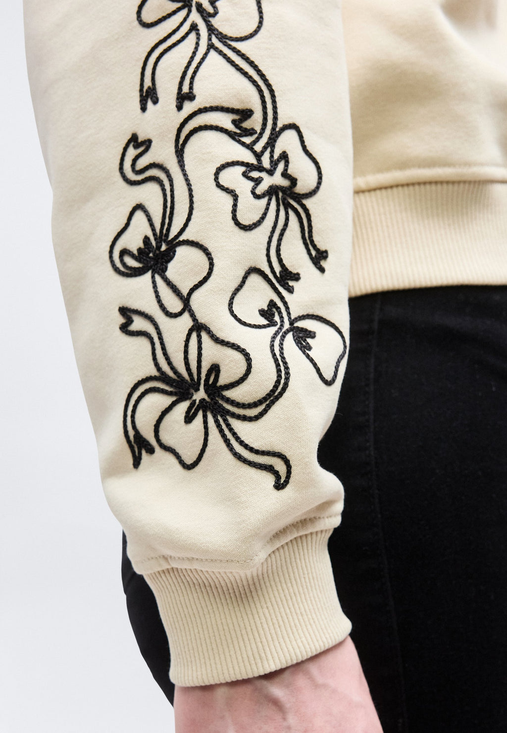 ONLBROOKLYN EMBROIDERY BOX  Media 6