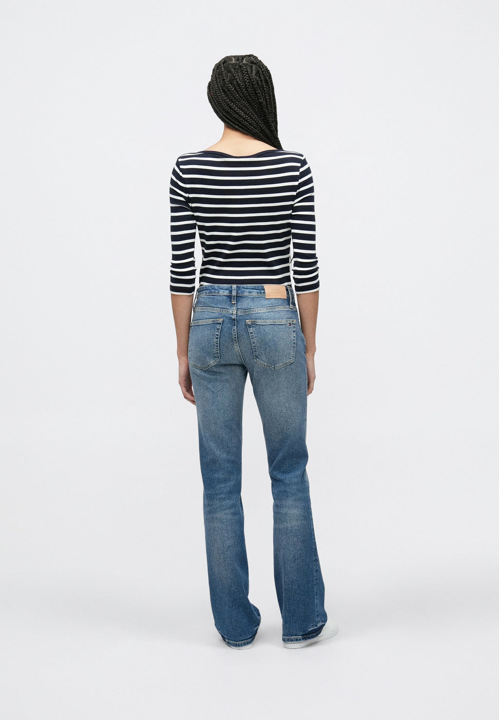 HERITAGE WHISKERED MID RISE BOOTCUT JEANS Media 4
