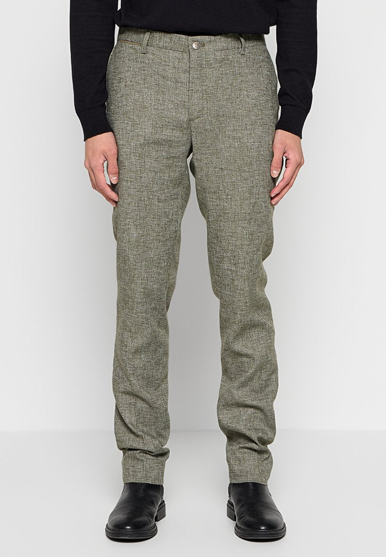 Hackett London