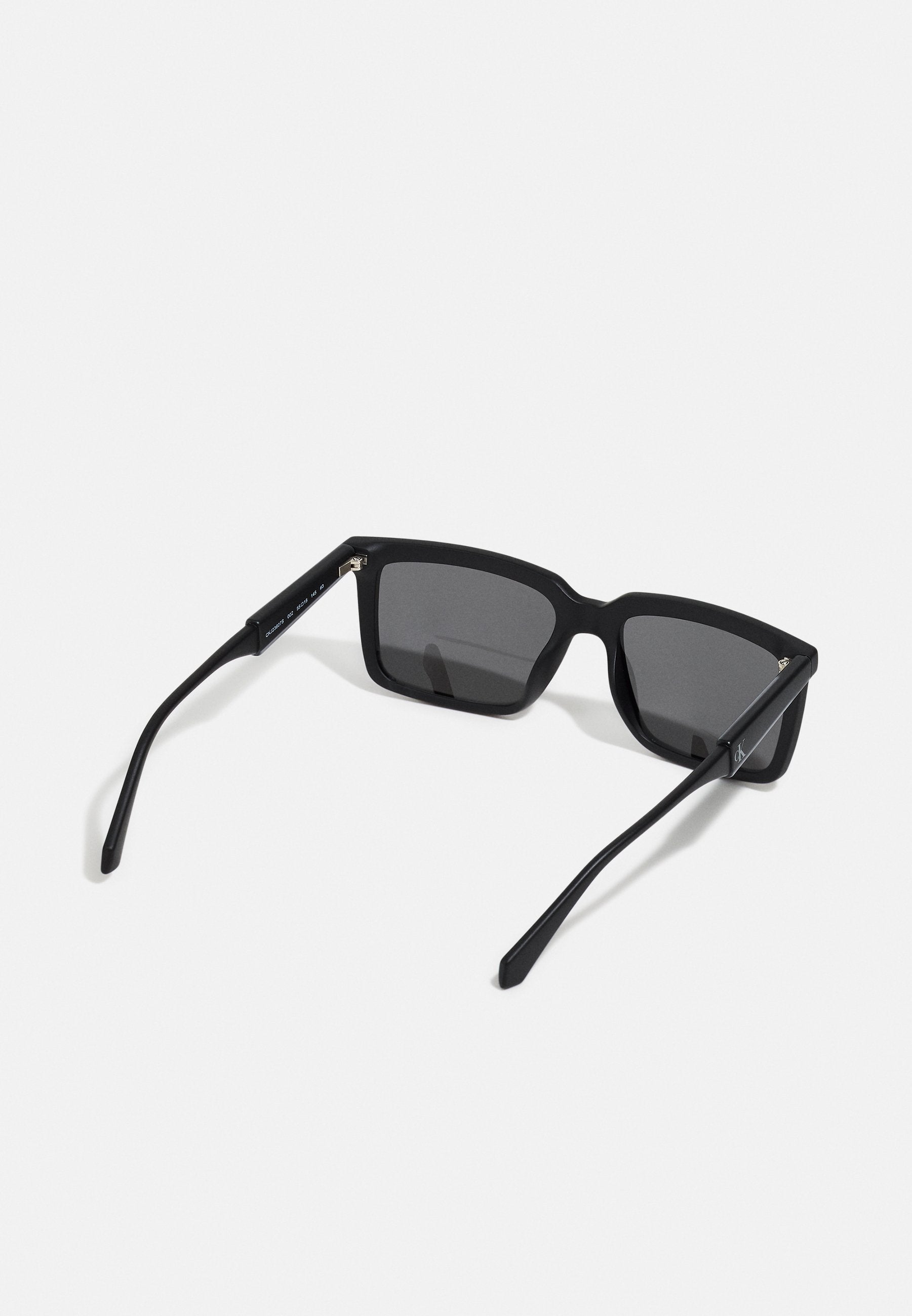 Calvin Klein Jeans Sonnenbrille Media 2