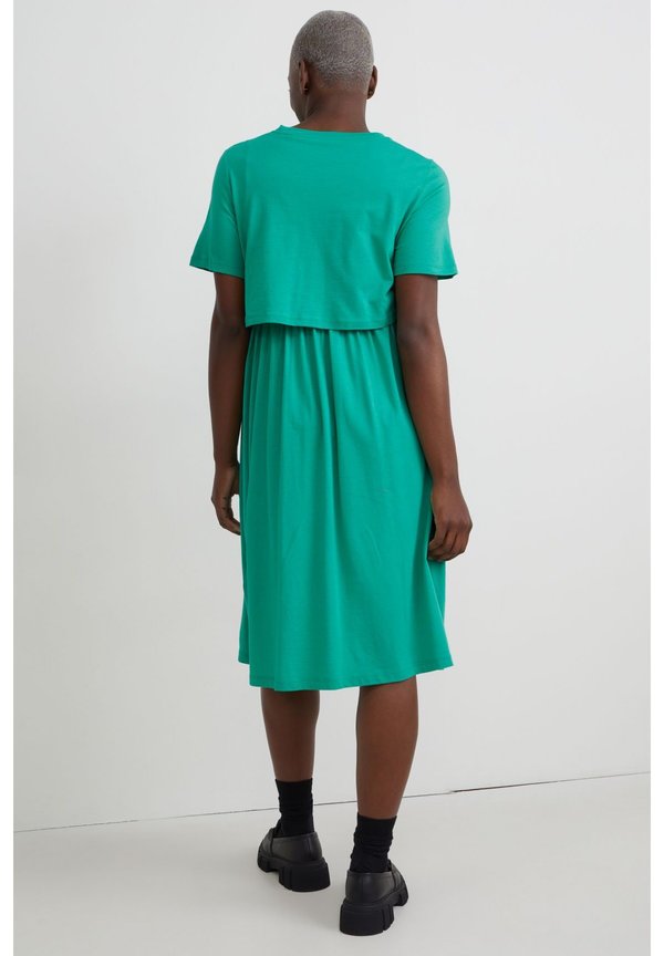 C&A MATERNITY