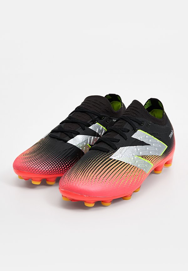 New Balance TEKELA PRO LOW AG V4+
