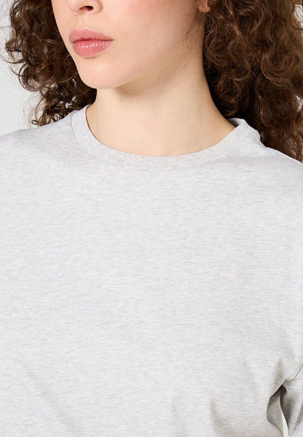 Abercrombie & Fitch RELAXED FIT