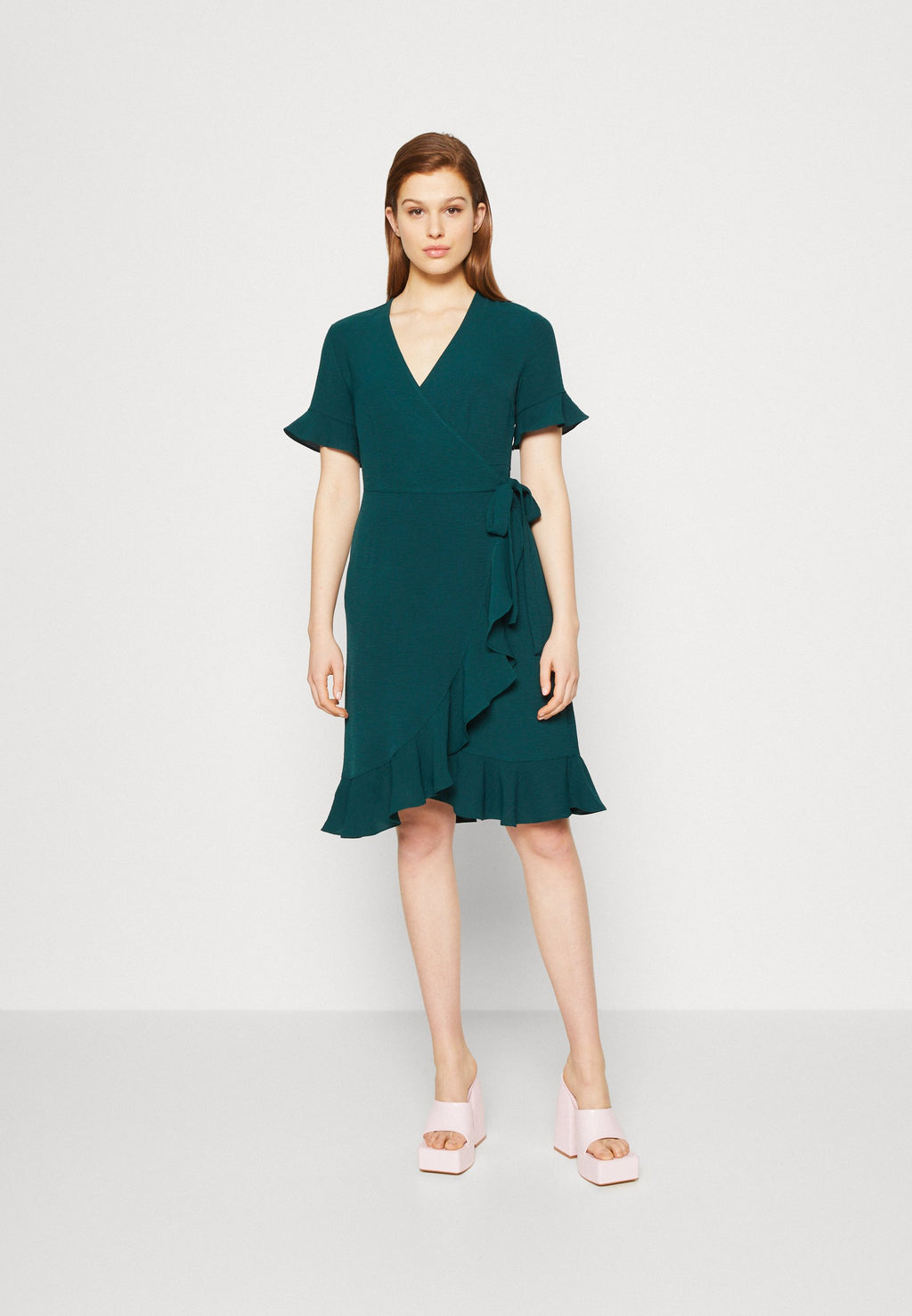ONLMETTE WRAP FRILL DRESS Media 3