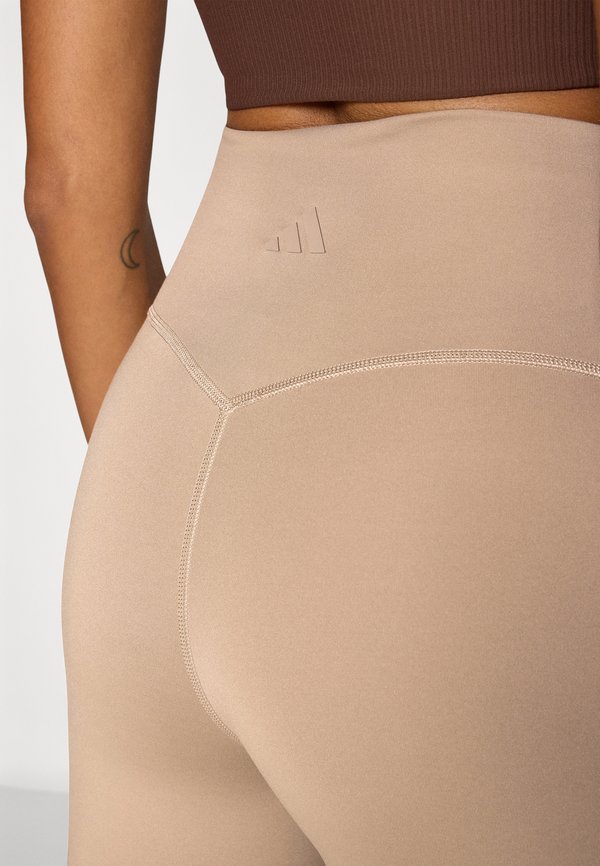 adidas Performance ALL ME SCULPT