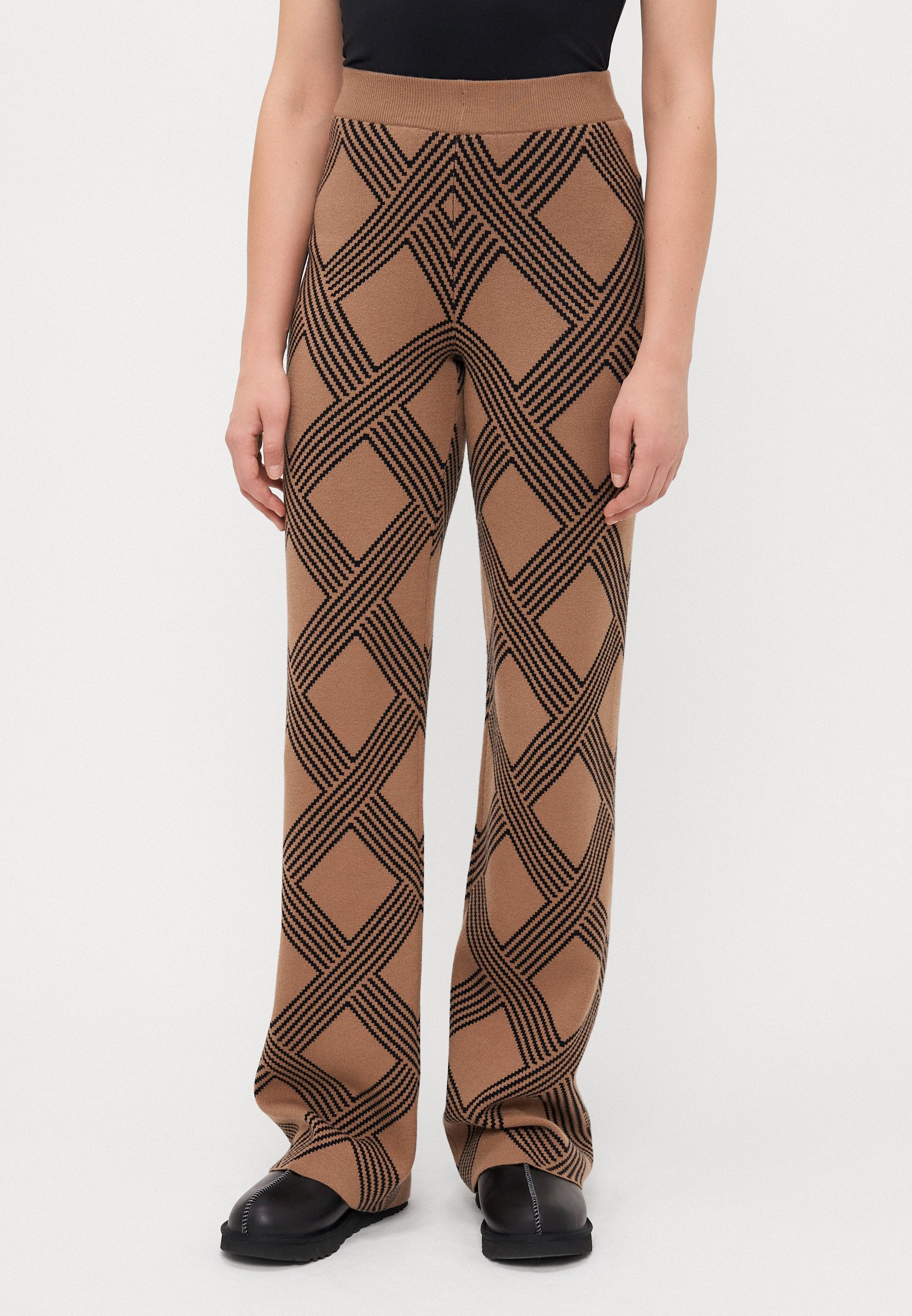 ONLANNY PANTS Media 3