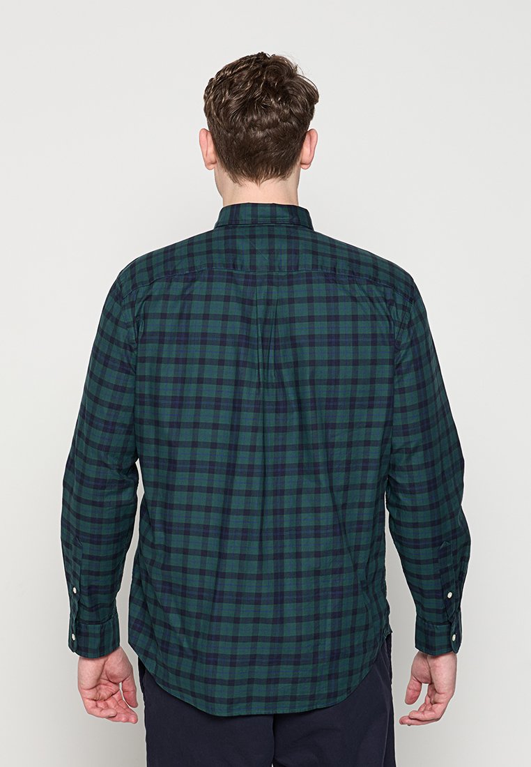 REGULAR FIT  Media 4