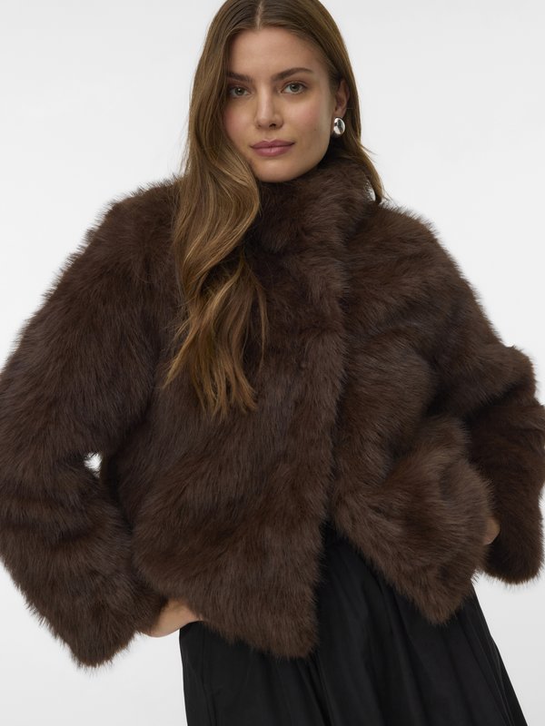 Vero Moda VMMONROE SHORT JACKET - Winter jacket - chocolate torte