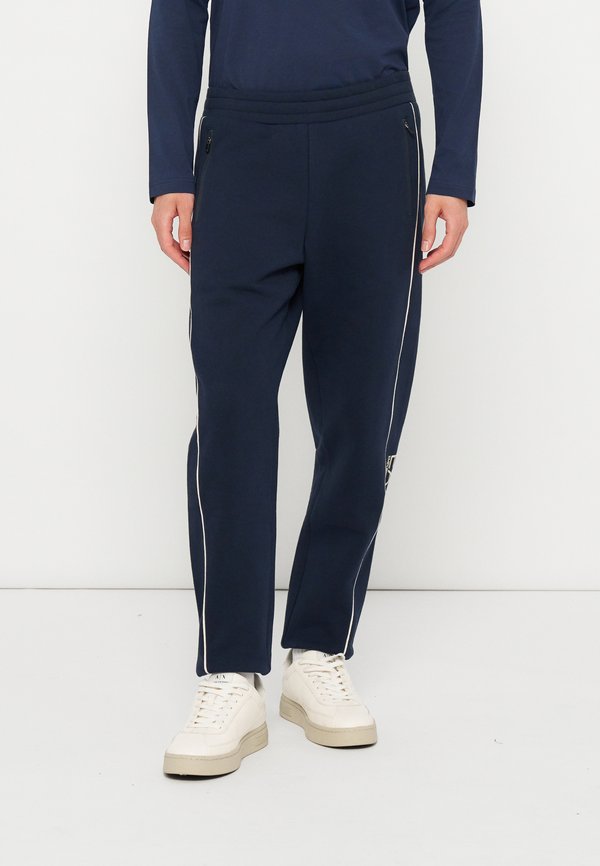 EA7 Emporio Armani