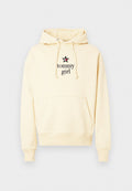 Pullover Hoodie in hellgelb, mit einer Fronttasche, Kordelzugkapuze und einem grafischen Design mit dem Text "tommy girl" und einem Stern.