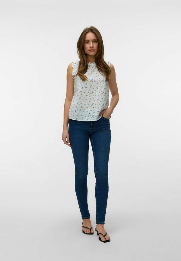 Vero Moda VMTRINE - Blouse - snow white