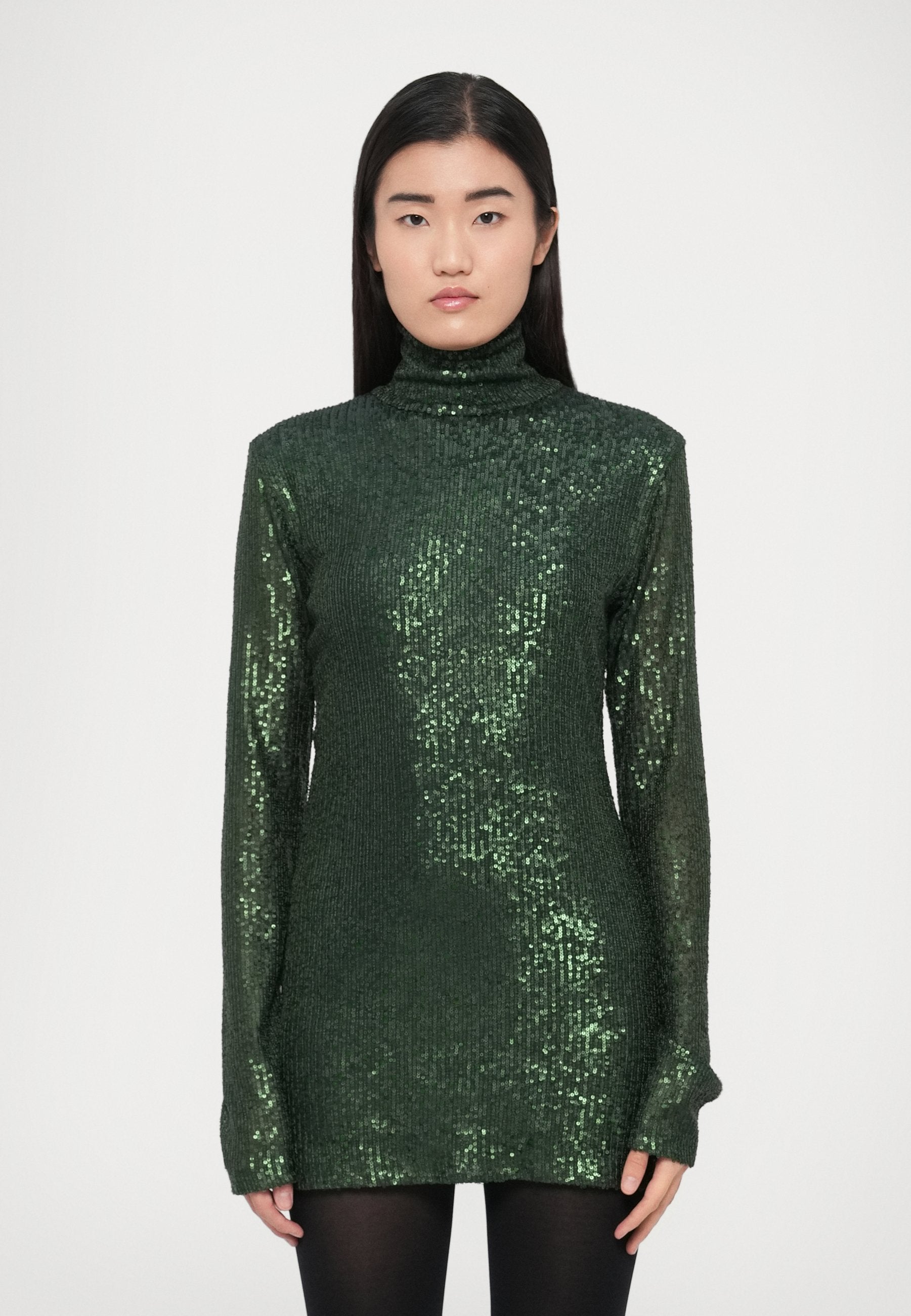 Norma Kamali LONG SLEEVE SLIM FIT TURTLENECK PICKLEBALL DRESS