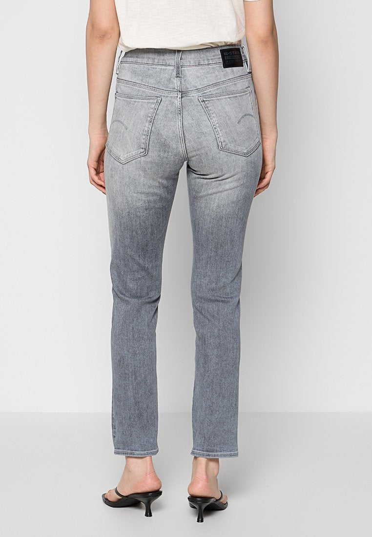 ACE 2.0 SLIM STRAIGHT Media 3