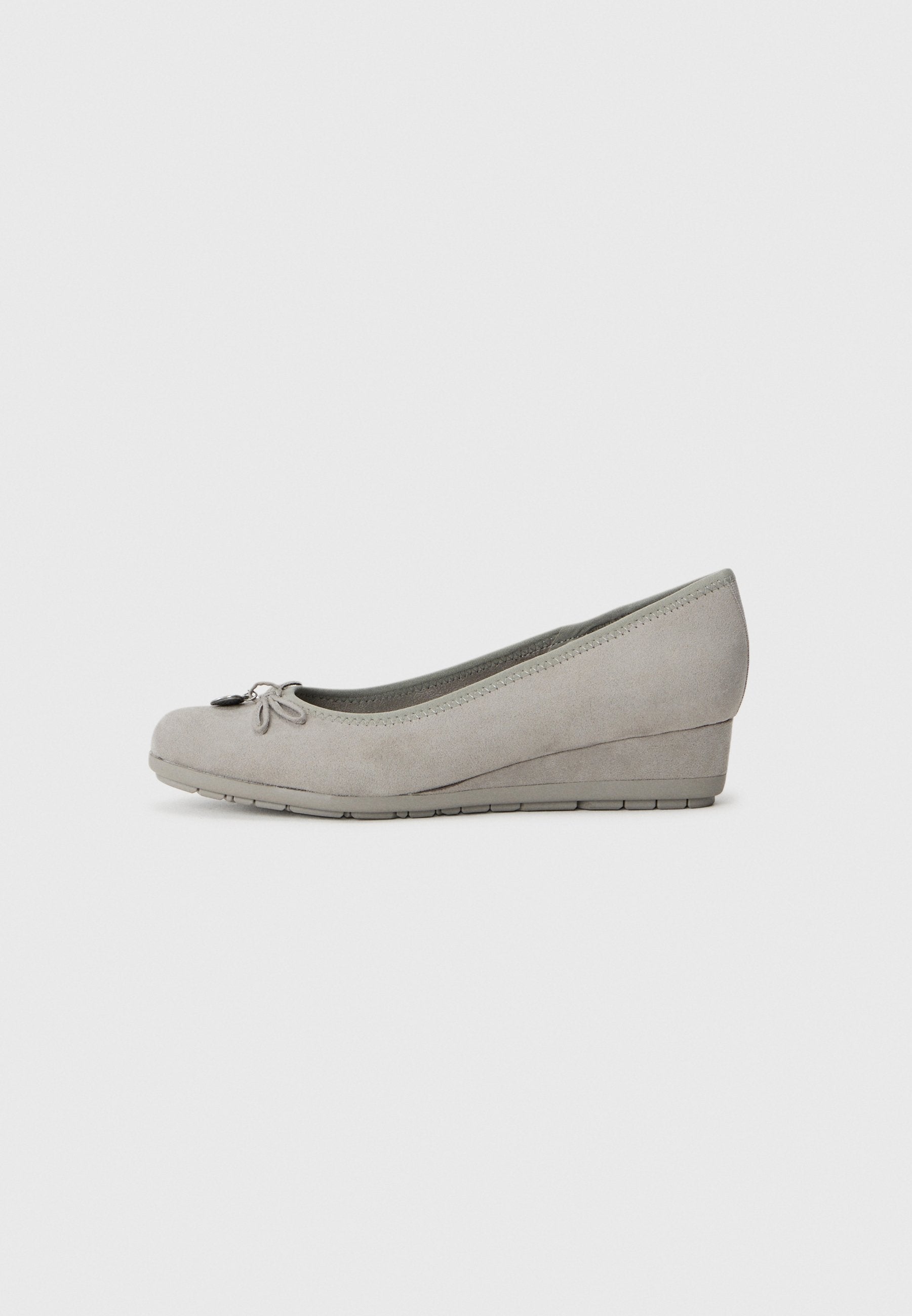 s.Oliver Keilpumps Media 1