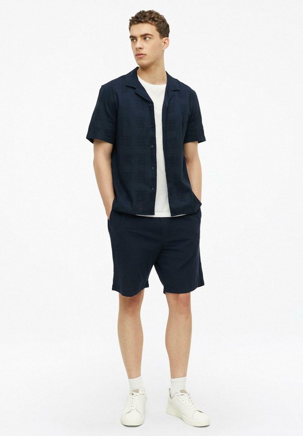 s.Oliver BERMUDA DETROIT - Shorts - navy