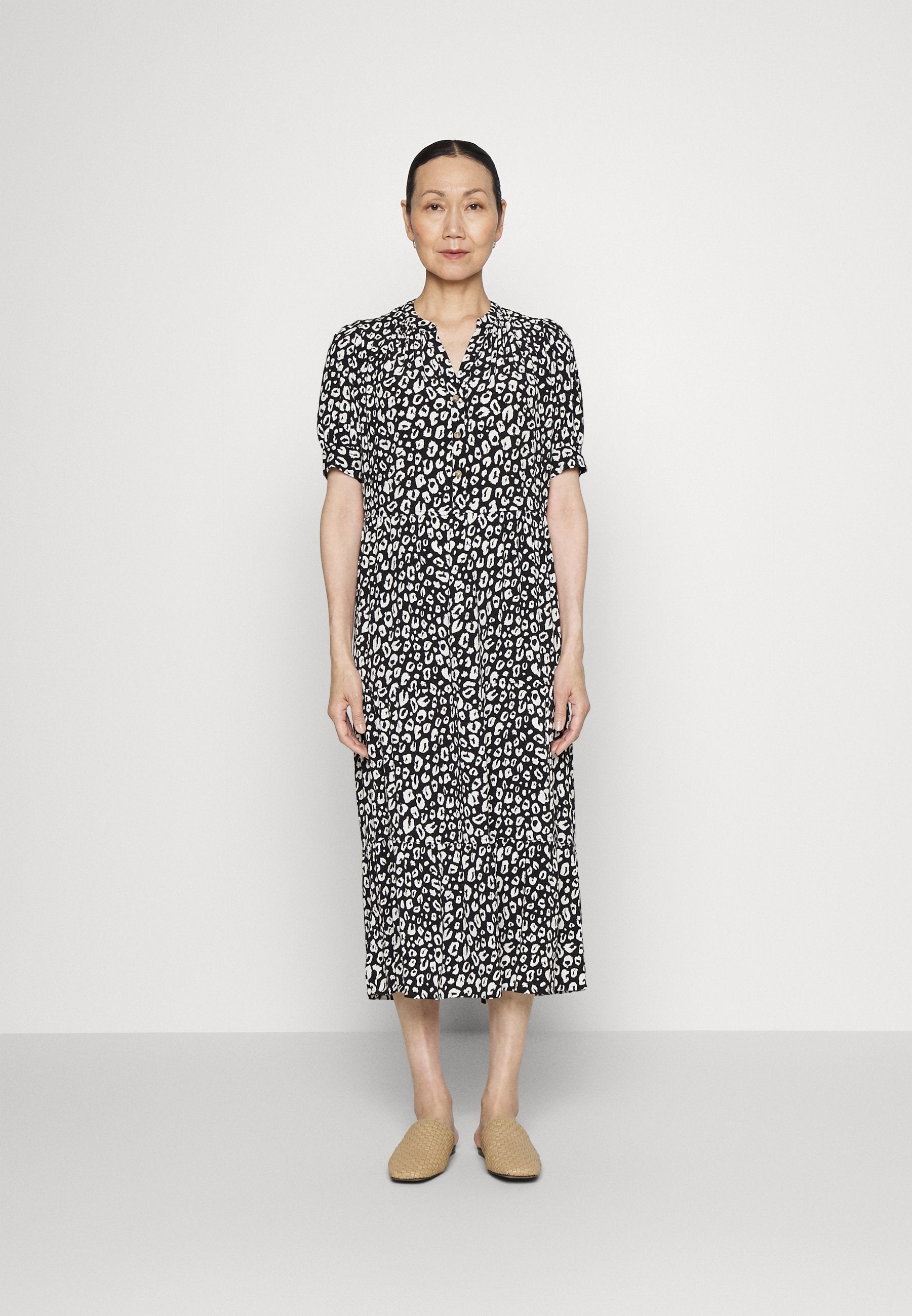 Marks & Spencer ANIMA RELAX MID D