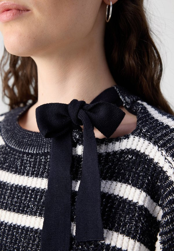 Scotch & Soda STRIPE TIE NECK