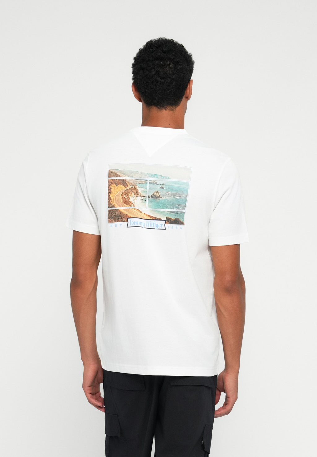COAST PHOTO PRINT TEE Media 3