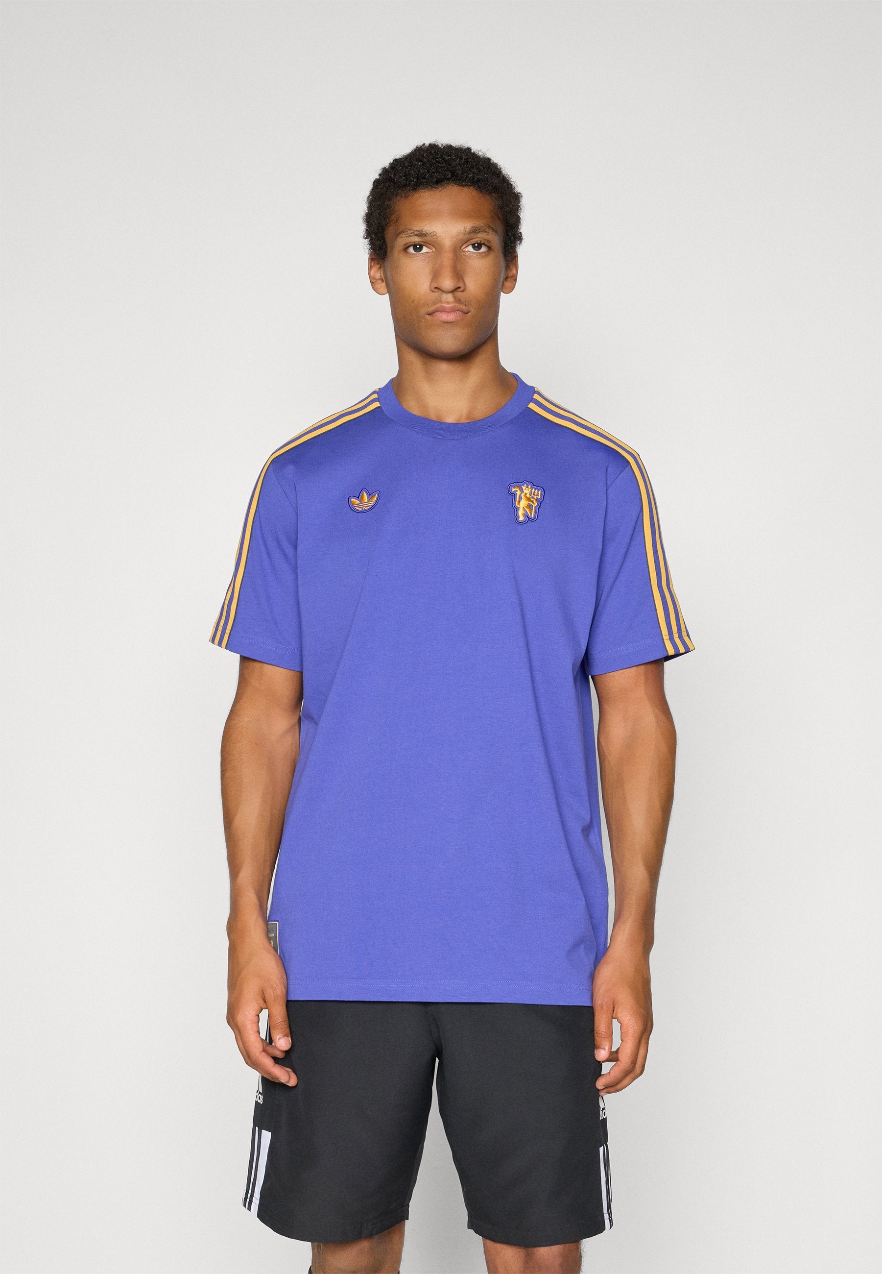 adidas Originals MANCHESTER UNITED ICONS T-SHIRT