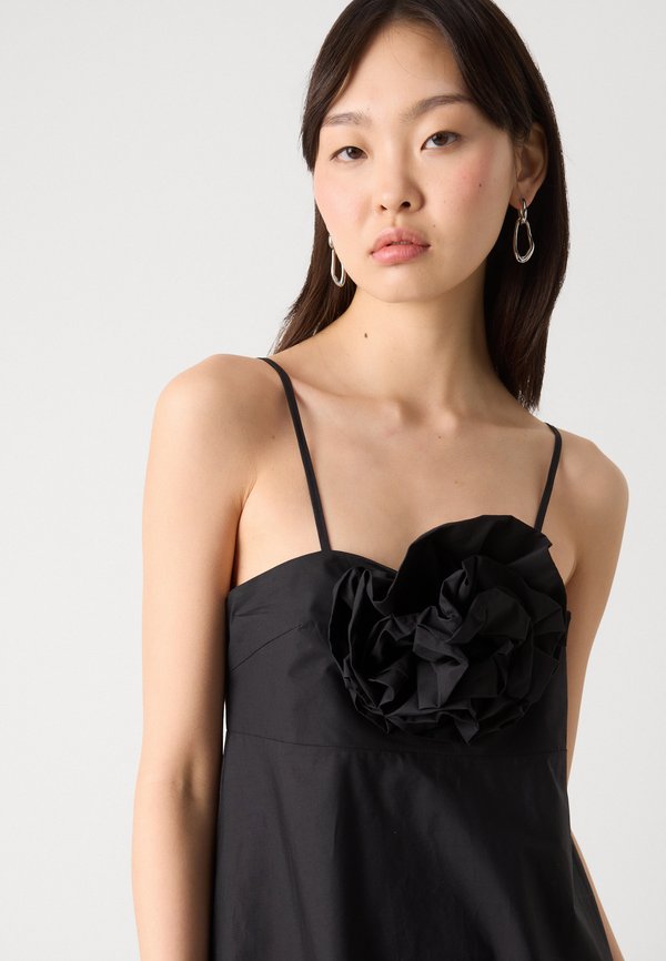 Cras DRESS